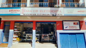 Primeira fachada da loja